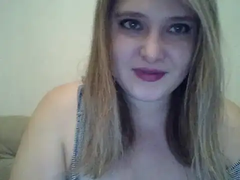 ParisMimi online show from December 9, 9:17 am