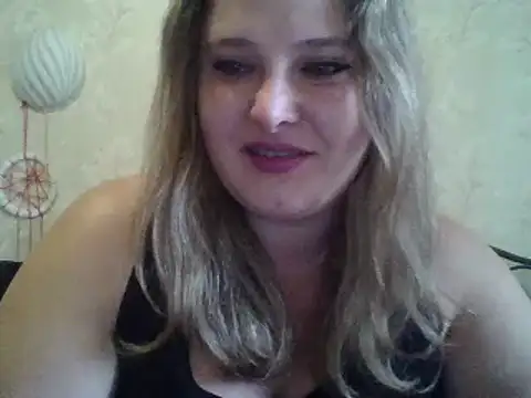 ParisMimi online show from October 17, 9:34 am