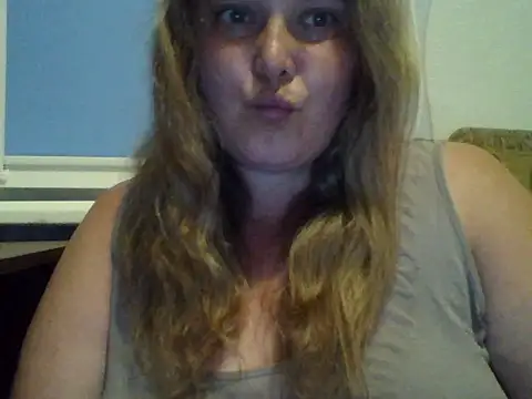 ParisMimi online show from June 25, 11:31 pm