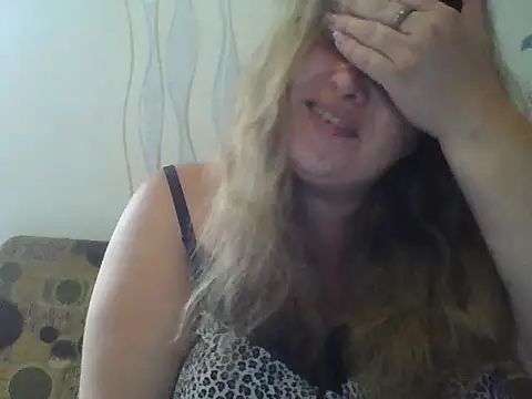 ParisMimi online show from July 21, 5:54 am