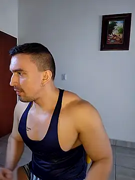 Snapshot of jhay-crux chatting on December 18, 1:34 pm jhay-crux online show from December 18, 1:34 pm