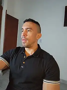 jhay-crux online show from June 25, 3:27 pm