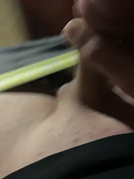 Ariel Ari online show from December 5, 1:03 am