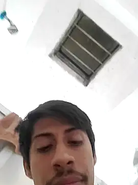 Snapshot of culitotragon24 chatting on January 18, 7:23 am culitotragon24 online show from January 18, 7:23 am