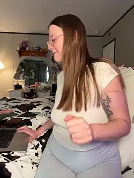 Snapshot of Sweetdee222x chatting on November 7, 11:05 pm Sweetdee222x online show from November 7, 11:05 pm