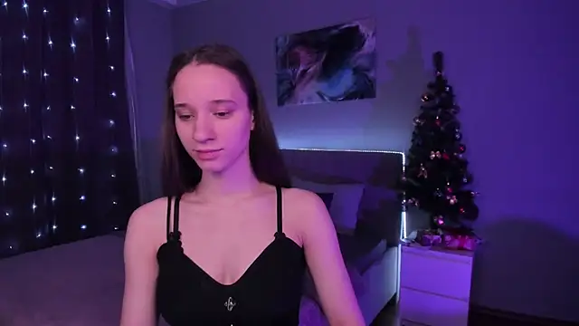 StaceySunny online show from December 11, 4:42 pm