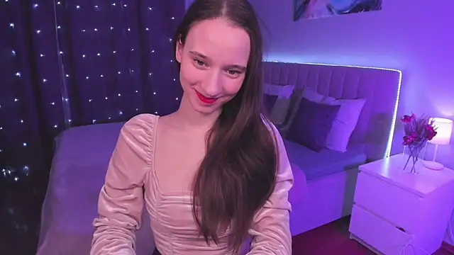 StaceySunny online show from February 16, 5:15 pm