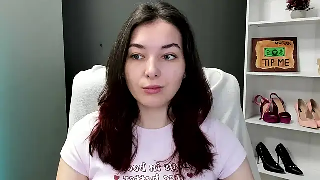Snapshot of Meagn_Extasy chatting on June 17, 6:49 am Meagn Extasy online show from June 17, 6:49 am