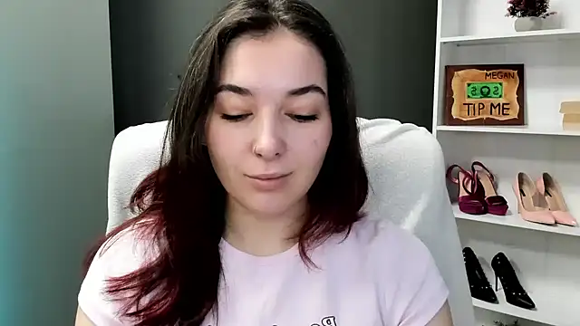 Snapshot of Meagn_Extasy chatting on June 18, 6:35 am Meagn Extasy online show from June 18, 6:35 am