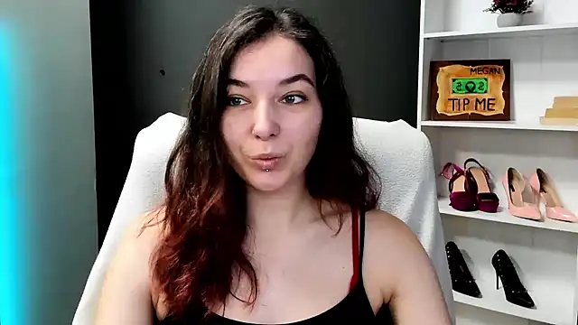 Snapshot of Meagn_Extasy chatting on July 27, 6:42 am Meagn Extasy online show from July 27, 6:42 am