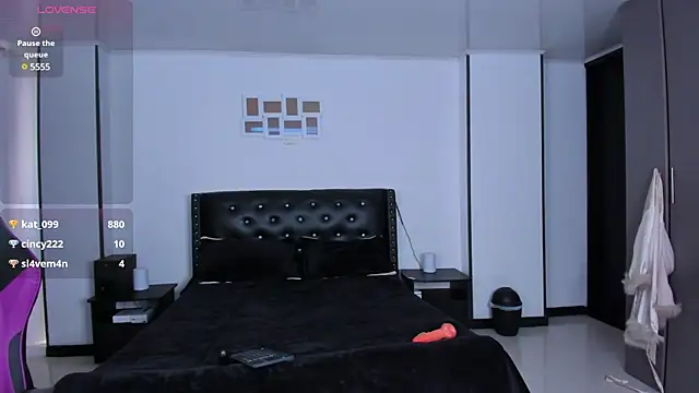 Meghan As online show from February 28, 4:10 pm