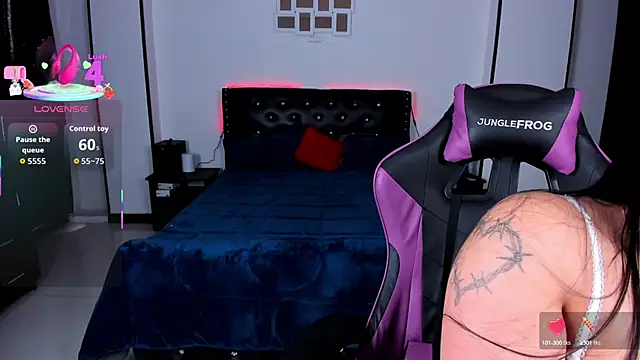 Meghan As online show from October 10, 2:49 pm