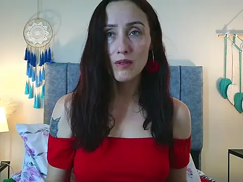 IberianMoonMK online show from January 9, 5:26 pm