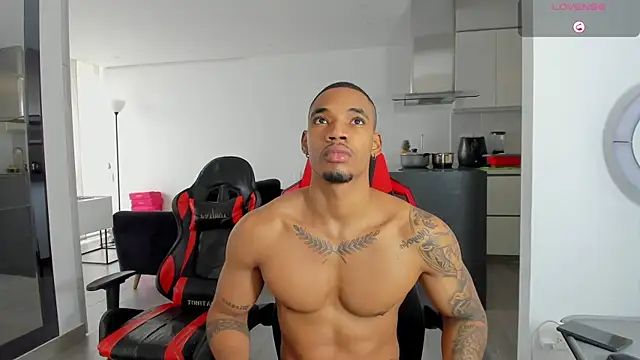 Snapshot of TROYWESLY- chatting on May 5, 3:31 pm TROYWESLY- online show from May 5, 3:31 pm
