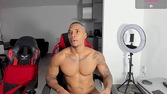 TROYWESLY- online show from July 25, 11:13 pm