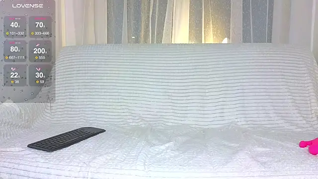 Snapshot of Tasha_Miu chatting on January 9, 8:33 pm Tasha Miu online show from January 9, 8:33 pm