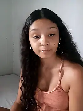 Snapshot of heleny901 chatting on October 27, 8:13 pm heleny901 online show from October 27, 8:13 pm