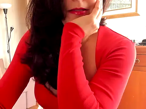 Snapshot of Evademarville chatting on December 3, 11:44 am Evademarville online show from December 3, 11:44 am