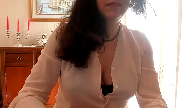 Snapshot of Evademarville chatting on March 17, 9:33 am Evademarville online show from March 17, 9:33 am