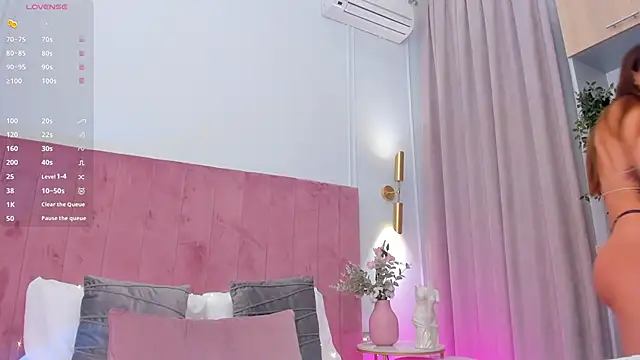 AprilWong online show from January 22, 6:20 am