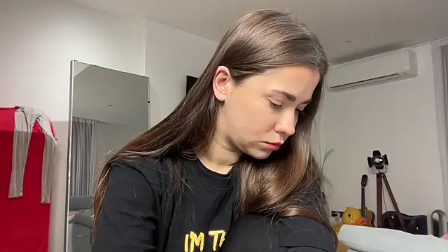 Mika Miller online show from February 6, 7:02 am