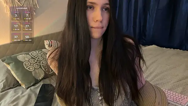 jennetdoll online show from February 3, 5:24 pm