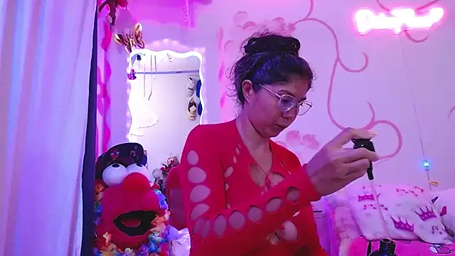 dainaflowers online show from February 9, 3:43 am