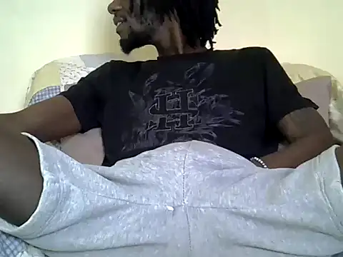 Snapshot of Delicious-D chatting on July 19, 6:28 am Delicious-D online show from July 19, 6:28 am