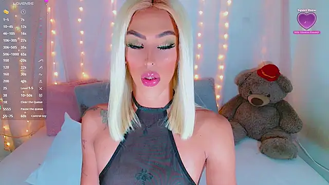 AlanaBekeer online show from November 7, 8:09 pm