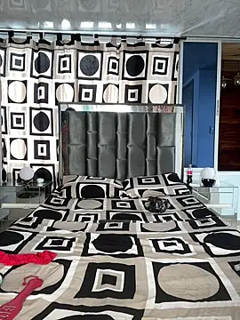 Lya-Kasandra online show from March 6, 8:27 pm