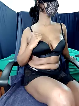 Midnight Blossom online show from December 19, 11:46 pm