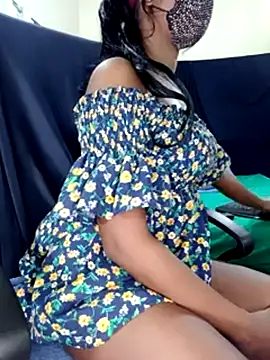 Midnight Blossom online show from March 21, 9:23 pm