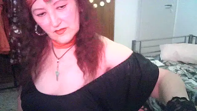 Snapshot of SabrinaXlovess chatting on June 6, 5:50 pm SabrinaXlovess online show from June 6, 5:50 pm