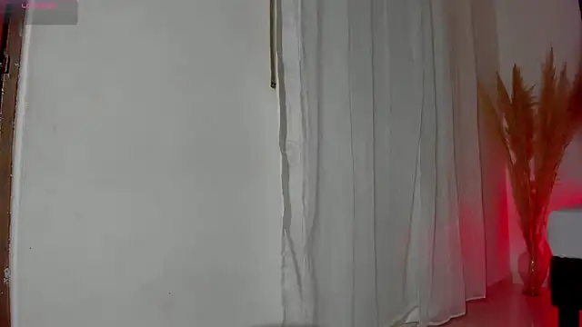 Scarlett 811 online show from December 20, 8:16 pm