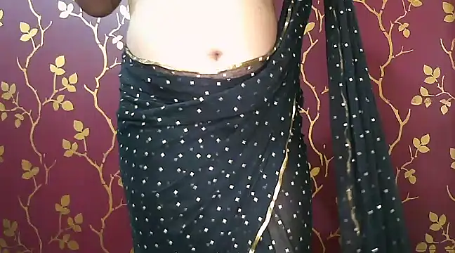 Snapshot of VR_here_4U chatting on February 8, 5:08 pm VR here 4U online show from February 8, 5:08 pm