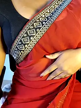 Snapshot of VR_here_4U chatting on February 1, 5:06 am VR here 4U online show from February 1, 5:06 am