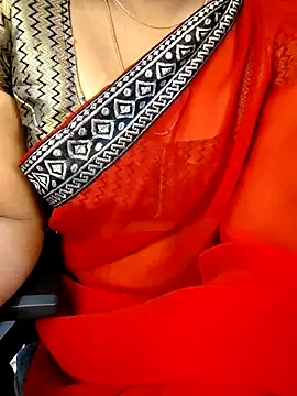 Snapshot of VR_here_4U chatting on June 26, 5:39 pm VR here 4U online show from June 26, 5:39 pm