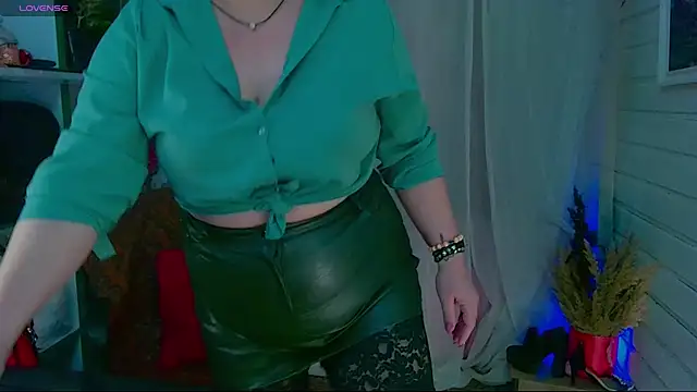 Snapshot of _Cloud_Atlas_ chatting on February 9, 9:05 am Cloud Atlas online show from February 9, 9:05 am