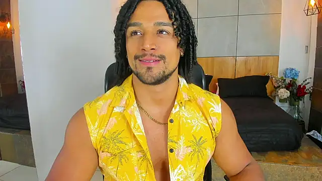 Snapshot of MikeEstevess chatting on January 31, 12:29 pm MikeEstevess online show from January 31, 12:29 pm