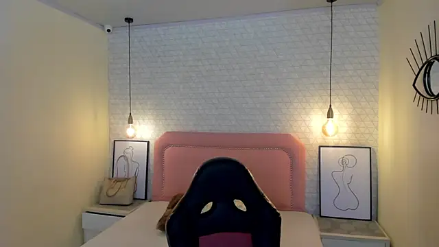 Kittytimberlake online show from October 10, 12:26 pm