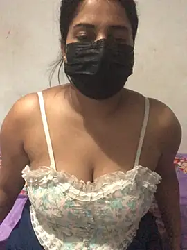 NOORA-GIRL online show from February 19, 10:31 pm