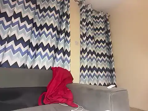 candybabe  online show from March 16, 1:55 am