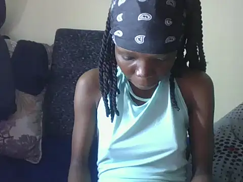 Snapshot of Baddie_Floxxy chatting on May 26, 5:47 am Baddie Floxxy online show from May 26, 5:47 am