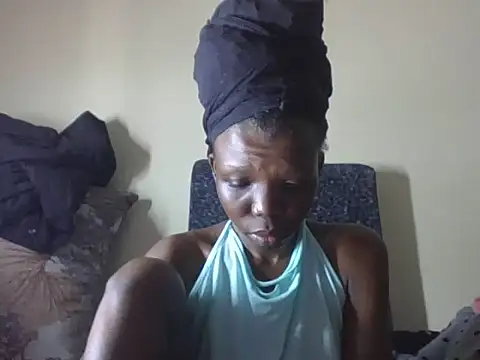 Snapshot of Baddie_Floxxy chatting on May 28, 6:32 am Baddie Floxxy online show from May 28, 6:32 am