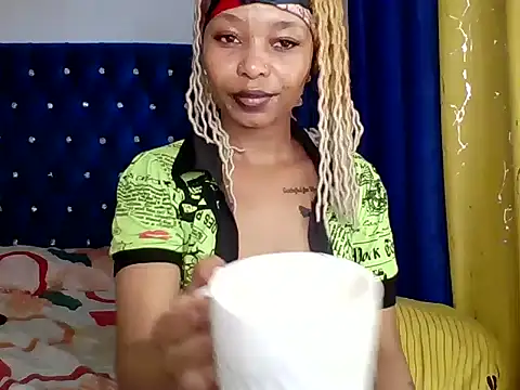 Snapshot of Licia_harvin chatting on March 12, 9:55 am Licia harvin online show from March 12, 9:55 am