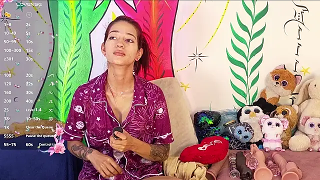 Snapshot of zorravioletta1 chatting on July 20, 1:57 pm zorravioletta1 online show from July 20, 1:57 pm