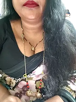 Snapshot of Swapna_143 chatting on June 4, 2:50 am Swapna 143 online show from June 4, 2:50 am
