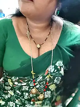 Snapshot of Swapna_143 chatting on June 10, 5:01 pm Swapna 143 online show from June 10, 5:01 pm