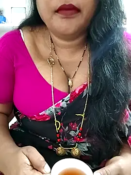 Snapshot of Swapna_143 chatting on June 15, 2:25 am Swapna 143 online show from June 15, 2:25 am