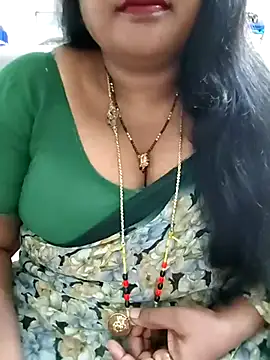 Snapshot of Swapna_143 chatting on July 27, 4:47 pm Swapna 143 online show from July 27, 4:47 pm